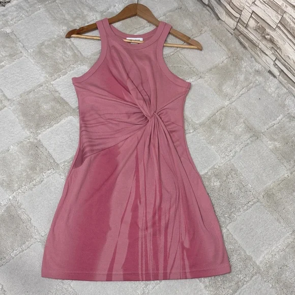 URBAN REVIVO Ruched Twist Front Dress - Picture 4 of 9